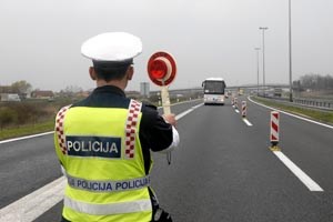 Slika //policajac_autocesta01.jpg