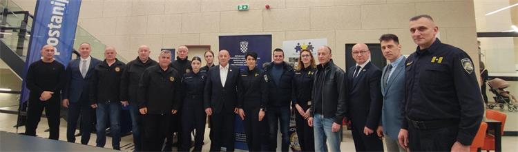 Slika /2025/naslovna.jpg